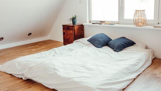 Floors bed: Should You Put Your Mattress On The Floor?