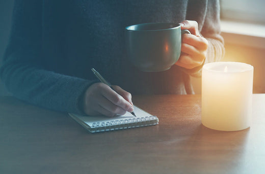 Creativity at Night: Why Ideas Come Before Sleep and How to Harness Them