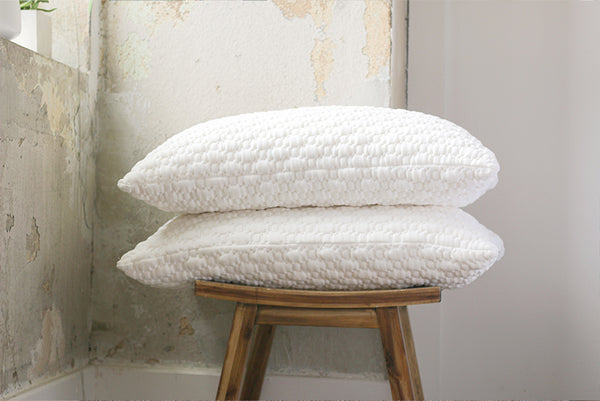 MLILY Harmony Classic pillow - front view