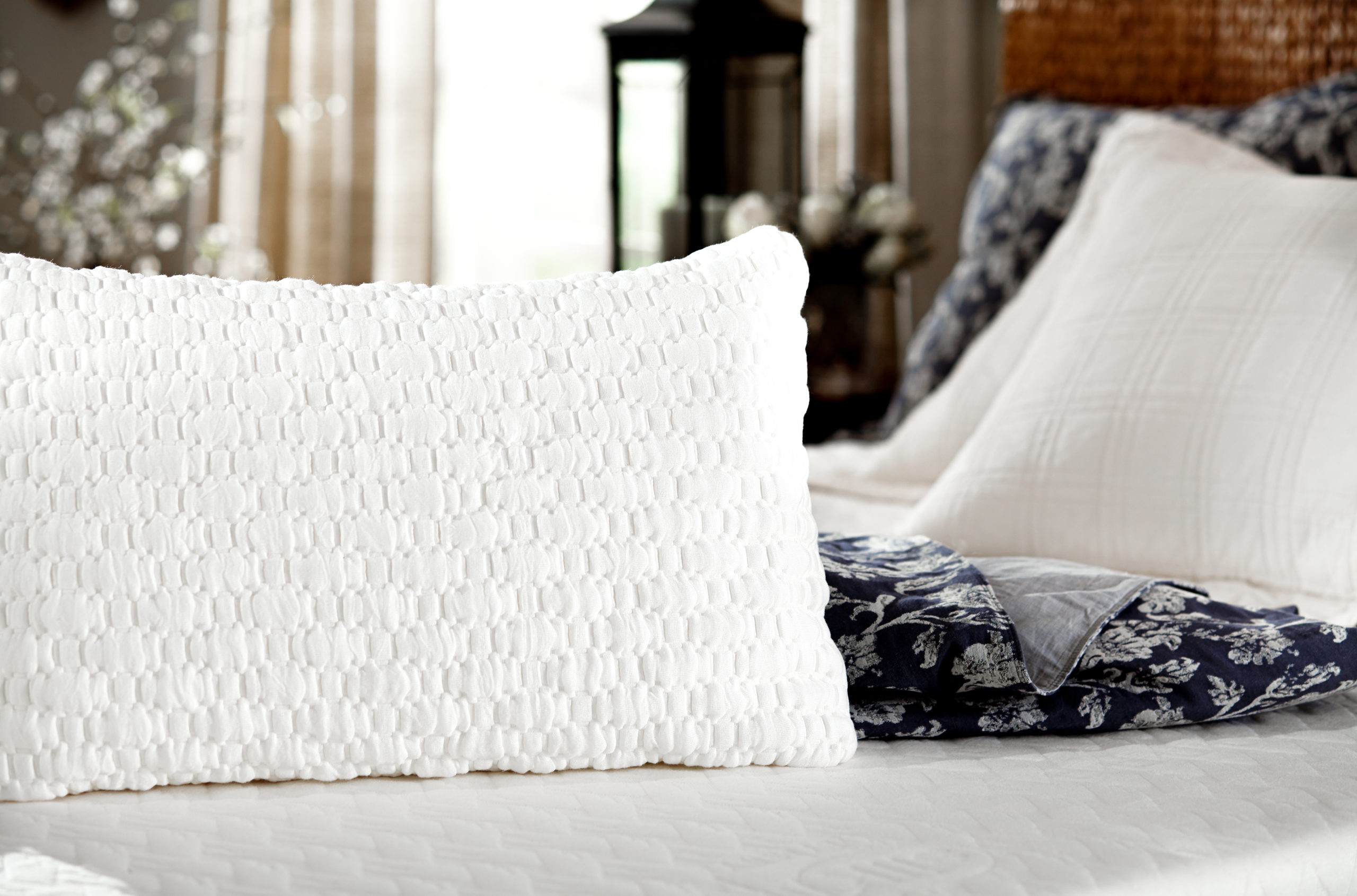 MLILY Harmony Shredded Memory Foam Premium Comfort Pillow 