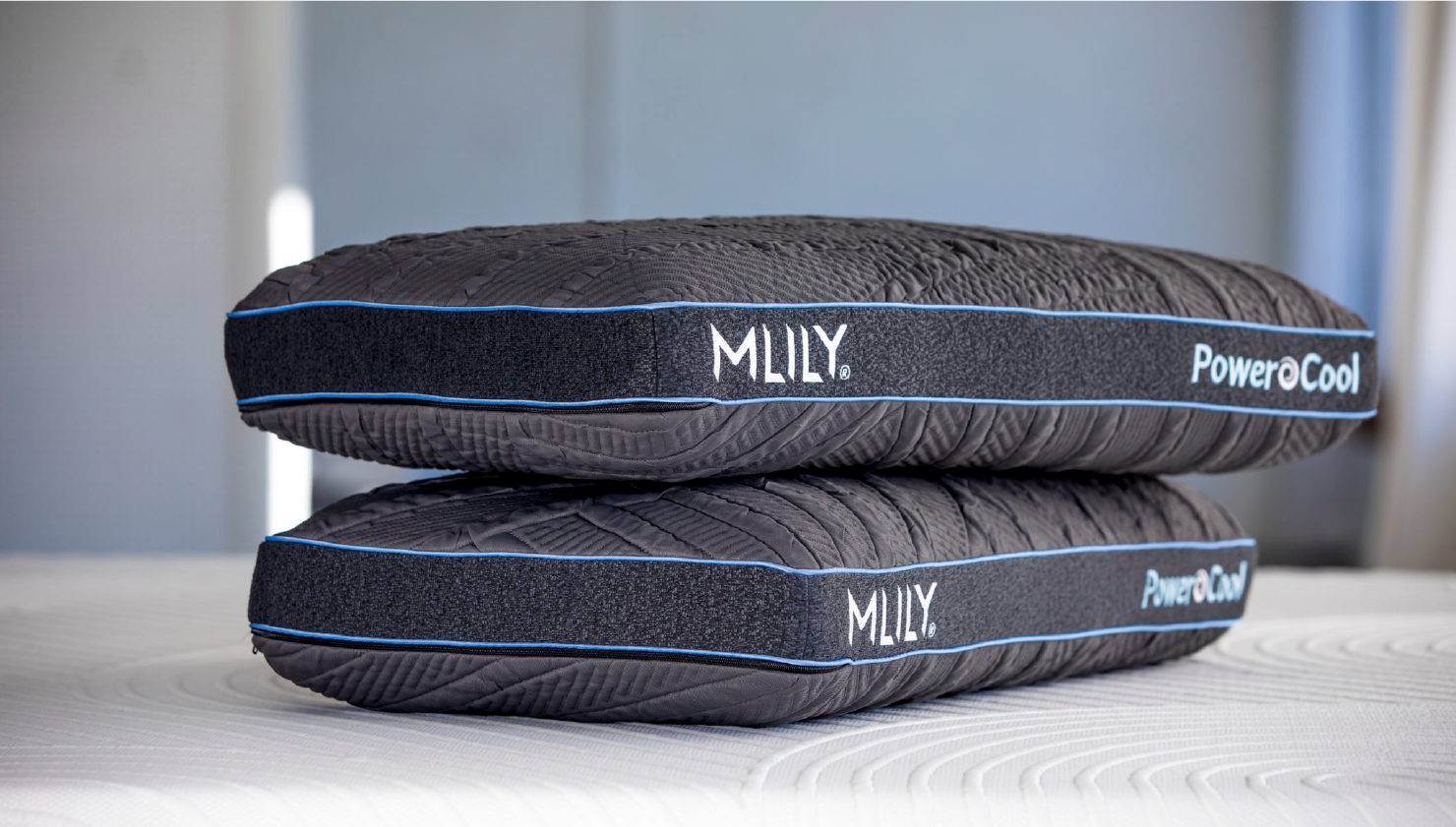 Product picture of a MLILY pillow